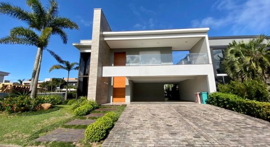Casa em Condomínio com 497m², 5 dormitórios, 4 suítes, 4 vagas, Condomínio Velas da Marina  em Capão da Canoa
