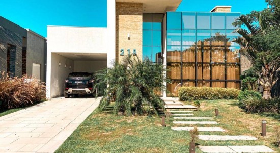 Casa em Condomínio com 170m², 3 dormitórios, 3 suítes, 3 vagas, Dubai Resort  em Capão da Canoa