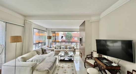 Apartamento com 117m², 3 dormitórios, 1 suíte, 1 vaga no bairro Centro em Capão da Canoa